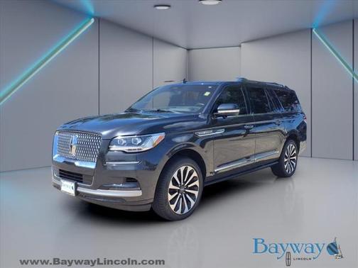 2023 Lincoln Navigator L RESERVE