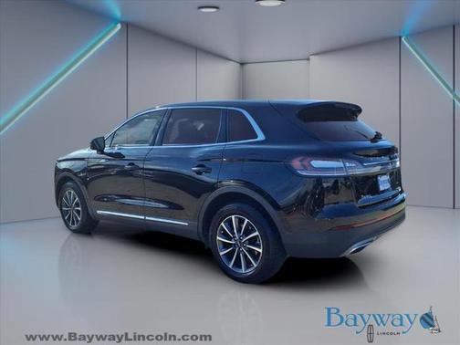 2022 Lincoln Nautilus STANDARD
