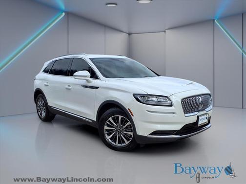 2022 Lincoln Nautilus Standard