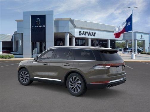 Harbor Gray Clearcoat 2026 Lincoln Aviator Premiere