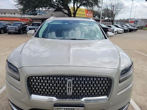 2023 Lincoln Nautilus Standard