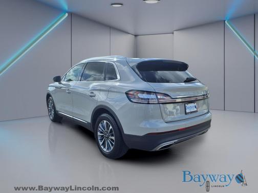 2023 Lincoln Nautilus Standard