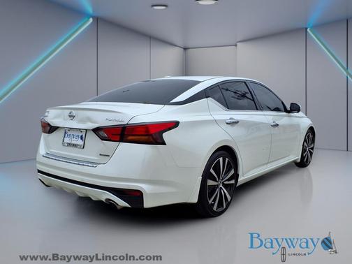 2019 Nissan Altima 2.0 Platinum