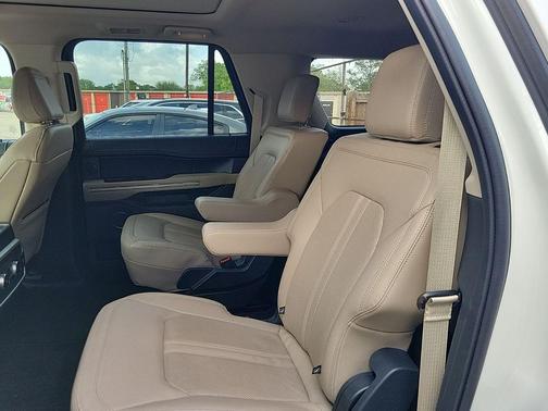 Star White Metallic Tri-Coat 2023 Ford Expedition Max Limited