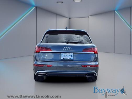 2023 Audi Q5 45 S line Prestige