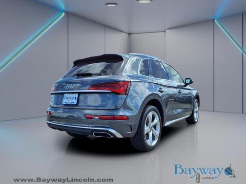 2023 Audi Q5 45 S line Prestige
