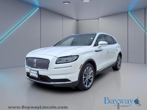 White 2022 Lincoln Nautilus Reserve