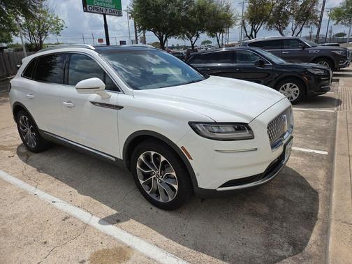 White 2022 Lincoln Nautilus Reserve