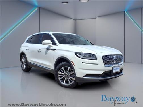 2022 Lincoln Nautilus STANDARD