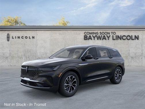 Infinite Black Metallic Clearcoat 2026 Lincoln Nautilus Premiere