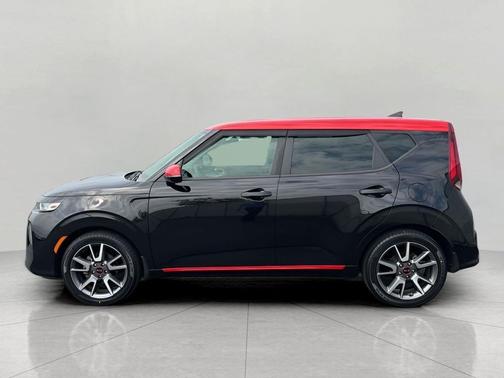 Cherry Black/Red Roof 2020 Kia Soul GT-Line