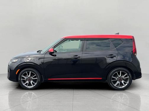 Cherry Black/Red Roof 2020 Kia Soul GT-Line
