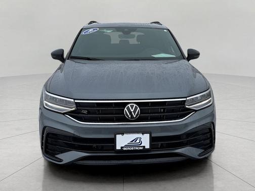 2024 Volkswagen Tiguan 2.0T SE R-Line Black 4MOTION
