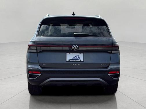 Platinum Gray Metallic 2026 Volkswagen Taos SE