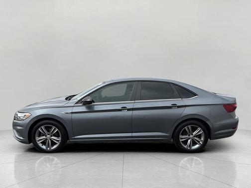 Platinum Gray Metallic 2020 Volkswagen Jetta 1.4T R-Line