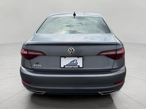 Platinum Gray Metallic 2020 Volkswagen Jetta 1.4T R-Line