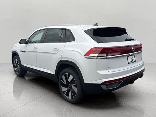 Opal White Pearl 2026 Volkswagen Atlas Cross Sport 2.0T SE w/Technology 4MOTION