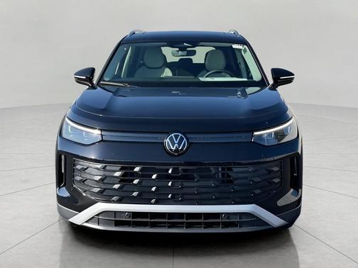 2025 Volkswagen Tiguan 2.0T SE 4MOTION