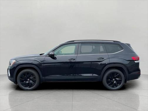 2025 Volkswagen Atlas 2.0T SE w/Technology 4MOTION