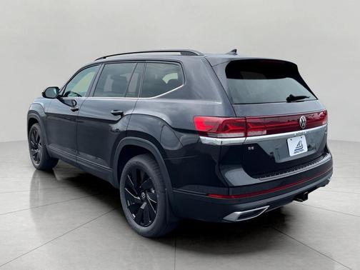 2025 Volkswagen Atlas 2.0T SE w/Technology 4MOTION