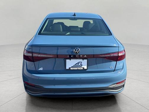 Monterey Blue Pearl 2026 Volkswagen Jetta 1.4T SE
