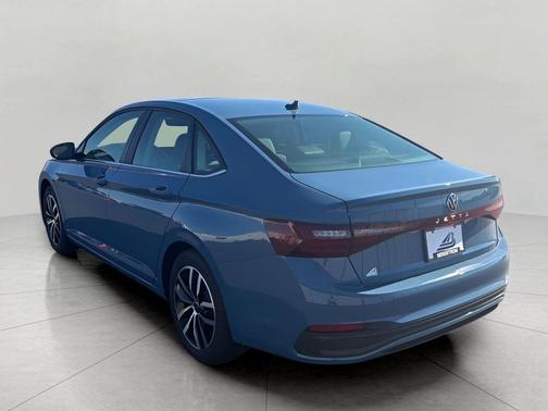 Monterey Blue Pearl 2026 Volkswagen Jetta 1.4T SE