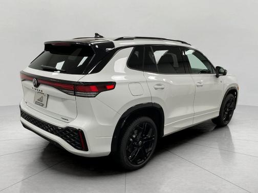 2025 Volkswagen Tiguan 2.0T SE R-Line Black 4MOTION