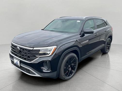 2026 Volkswagen Atlas Cross Sport 2.0T SE w/Technology 4MOTION