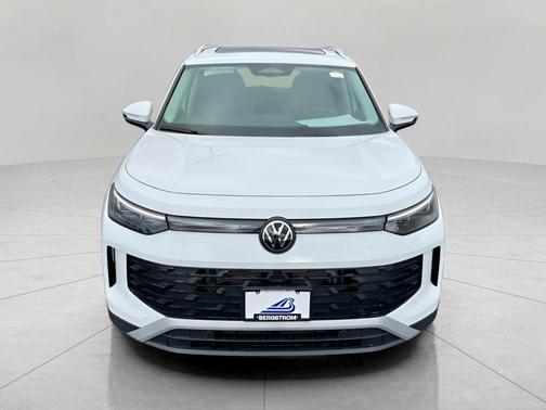 2025 Volkswagen Tiguan 2.0T SE 4MOTION