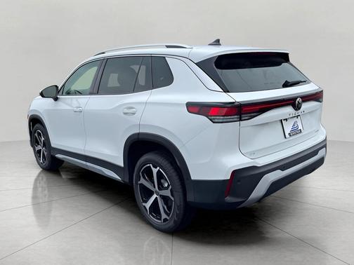 2025 Volkswagen Tiguan 2.0T SE 4MOTION