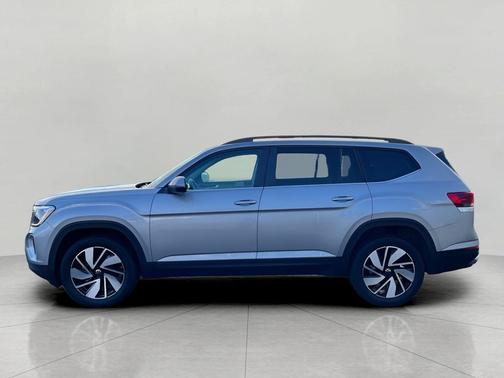 2025 Volkswagen Atlas 2.0T SE w/Technology 4MOTION