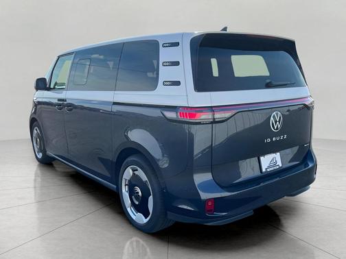 2025 Volkswagen ID. Buzz Pro S Plus with 4MOTION