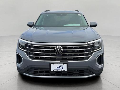 Pure Gray 2026 Volkswagen Atlas 2.0T SE w/Technology 4MOTION