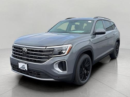 Pure Gray 2026 Volkswagen Atlas 2.0T SE w/Technology 4MOTION
