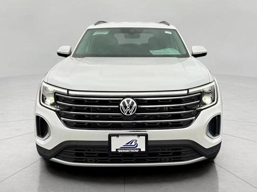 opal white pearl 2026 Volkswagen Atlas 2.0T SE w/Technology 4MOTION