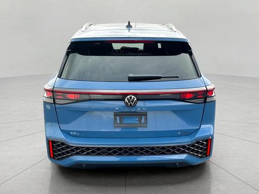 2025 Volkswagen Tiguan 2.0T SEL R-Line 4MOTION