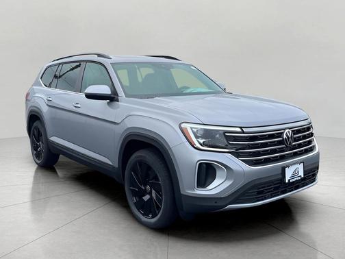 2025 Volkswagen Atlas 2.0T SE w/Technology 4MOTION