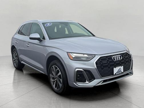 2023 Audi Q5 45 S line Premium Plus