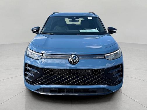 monterey blue pearl 2026 Volkswagen Tiguan 2.0T SE R-Line Black 4MOTION