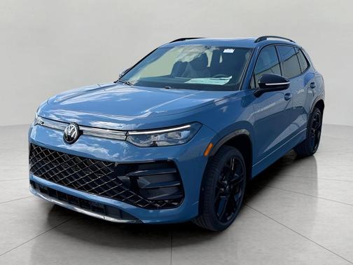 monterey blue pearl 2026 Volkswagen Tiguan 2.0T SE R-Line Black 4MOTION
