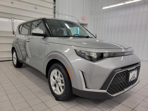 Steel Gray 2025 Kia Soul LX