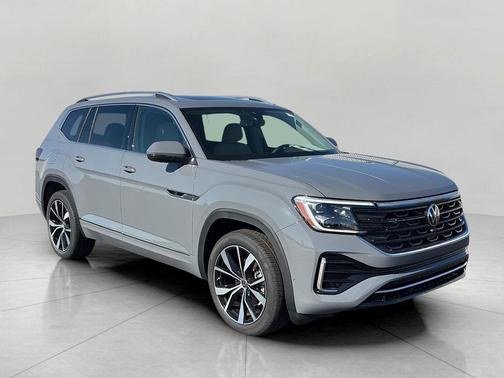 Pure Gray 2026 Volkswagen Atlas 2.0T SEL Premium R-Line 4MOTION