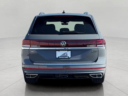 Pure Gray 2026 Volkswagen Atlas 2.0T SEL Premium R-Line 4MOTION