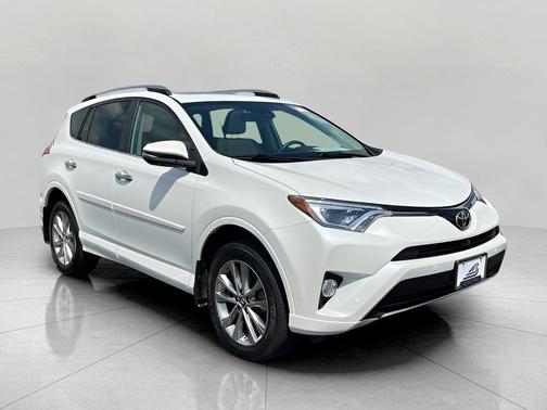 2017 Toyota RAV4 Platinum