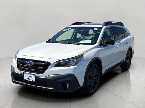 Crystal White Pearl 2021 Subaru Outback Onyx Edition XT