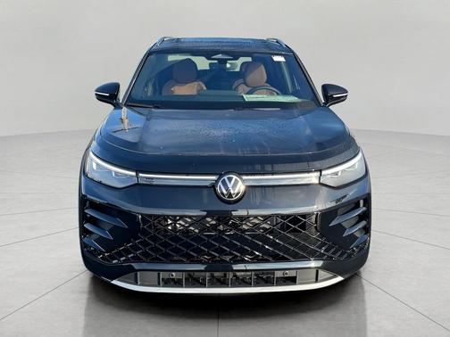 2025 Volkswagen Tiguan 2.0T SEL R-Line 4MOTION