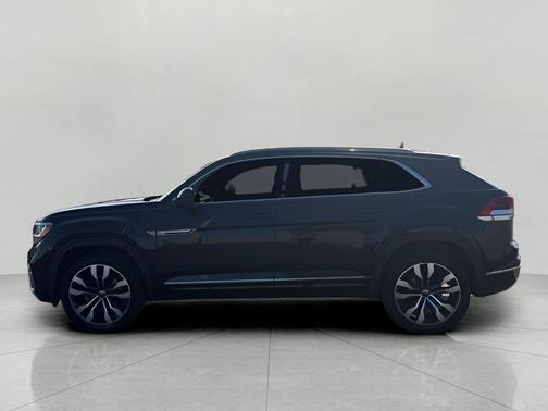 Deep Black Pearl 2020 Volkswagen Atlas Cross Sport 3.6L V6 SEL 4MOTION