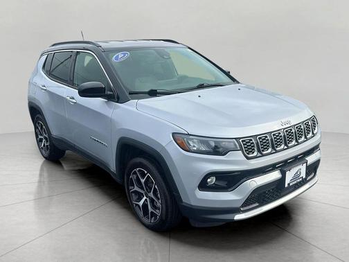 Silver Zynith Metallic Clearcoat 2025 Jeep Compass Limited