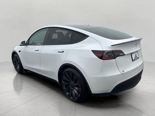 2025 Tesla Model Y Performance Dual Motor All-Wheel Drive