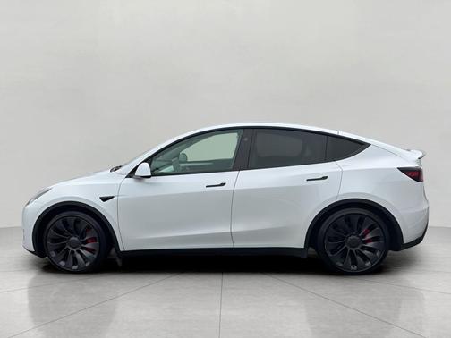 2025 Tesla Model Y Performance Dual Motor All-Wheel Drive